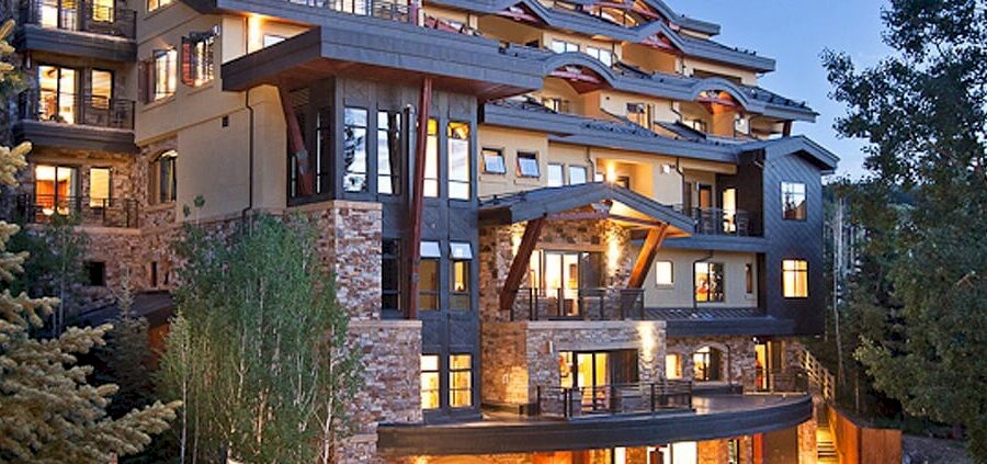 Save 25% This Summer at Lumiere By Dunton