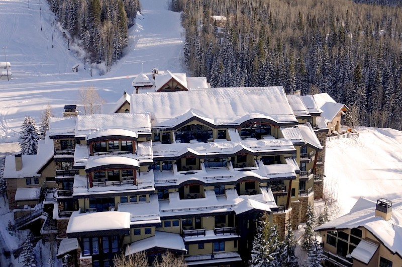 Ski Early & Save 25% on Lumiere By Dunton