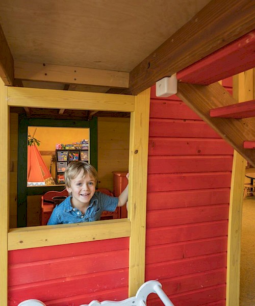 Kids Library 1200x800